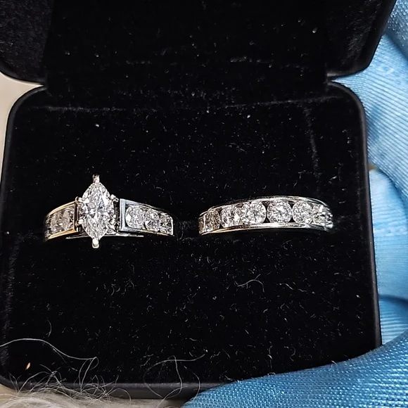 Ladies marquee and round brilliant diamond wedding set in 14kt white gold - Picture 3 of 8